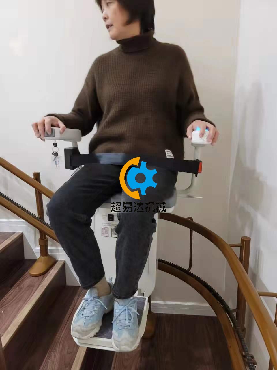座椅電梯